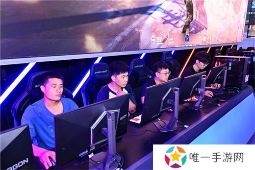 FUN肆嗨 潮好玩 AGON爱攻超级潮玩节落地CJ2024